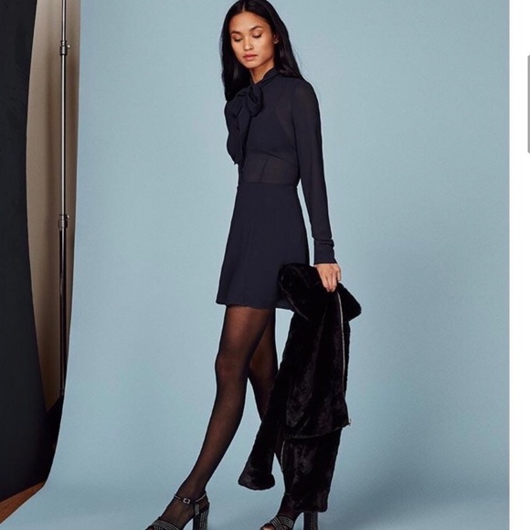 Reformation Serafina Navy Blue Dress 🤍 - Picture 5 of 13